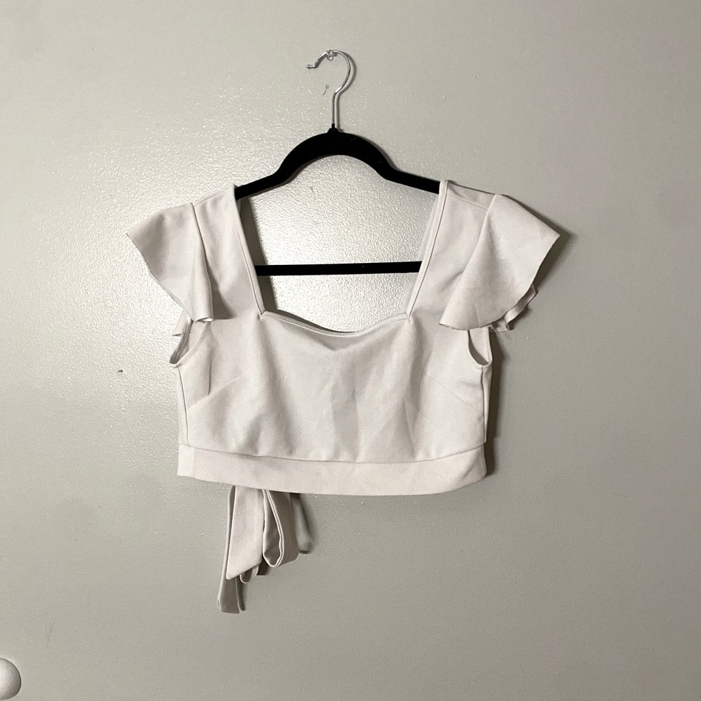 White tank top/blouse. Size small